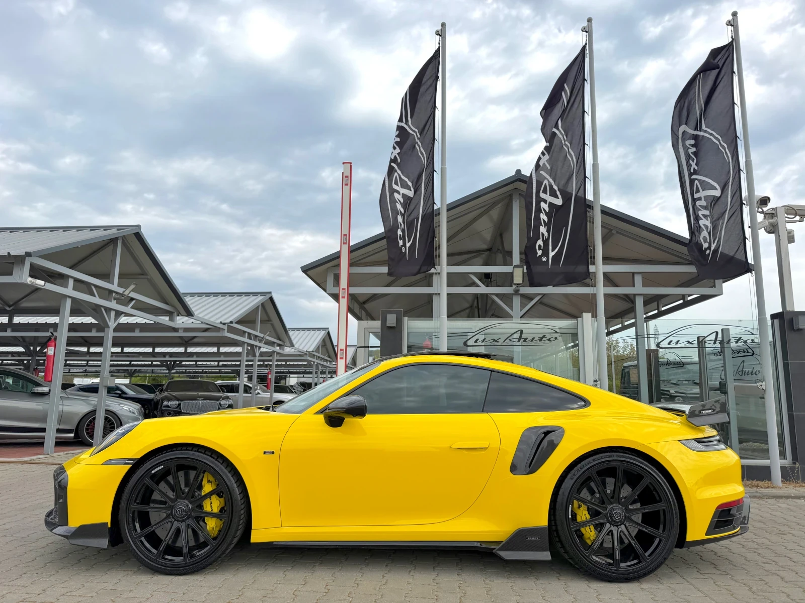 Porsche 911 TURBO S#BRABUS#CARBON#ALCANTARA#PDCC#PANORAMA#, снимка 4 - Автомобили и джипове - 54360545