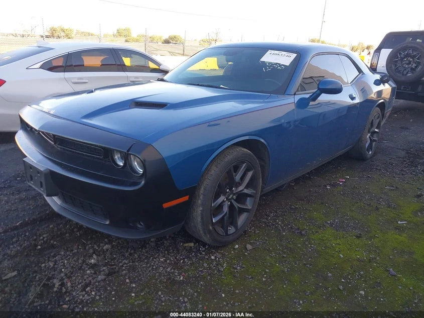 Dodge Challenger 3.6l Sxt, снимка 2 - Автомобили и джипове - 54435950