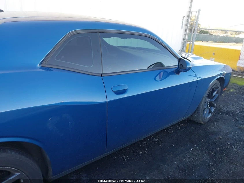 Dodge Challenger 3.6l Sxt, снимка 13 - Автомобили и джипове - 54435950
