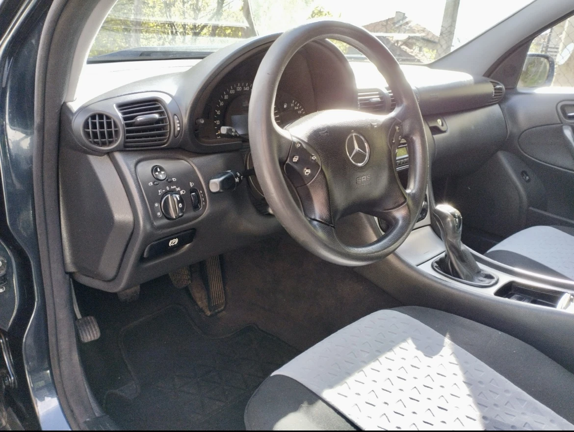 Mercedes-Benz C 200 CDI, снимка 4 - Автомобили и джипове - 54466801