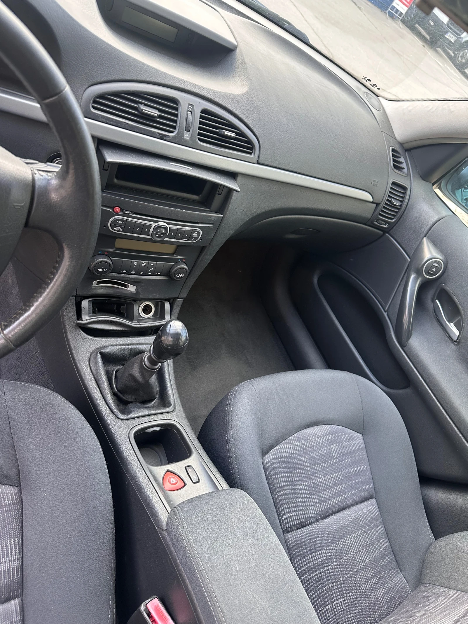 Renault Megane 2, снимка 6 - Автомобили и джипове - 54543005