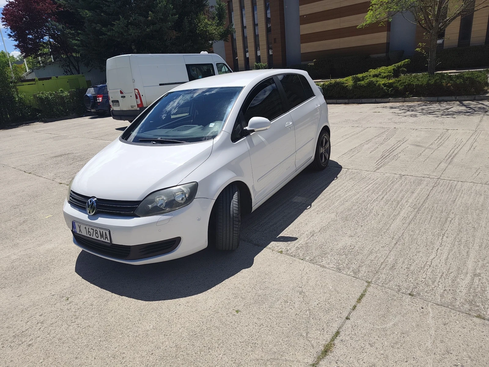 VW Golf Plus, снимка 2 - Автомобили и джипове - 54581438