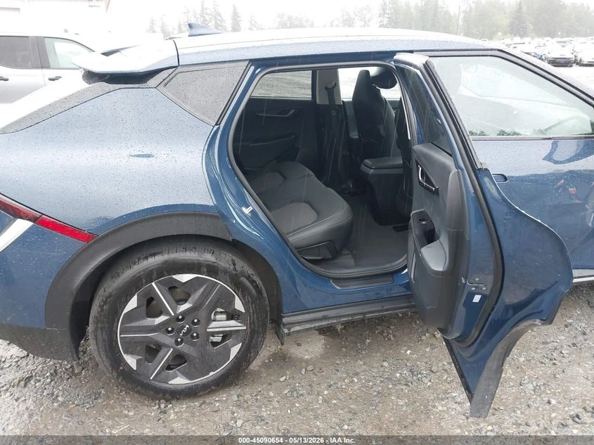 Kia EV6 Light Rwd, снимка 8 - Автомобили и джипове - 54906830
