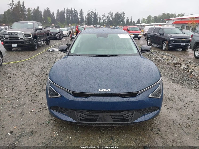 Kia EV6 Light Rwd, снимка 12 - Автомобили и джипове - 54906830