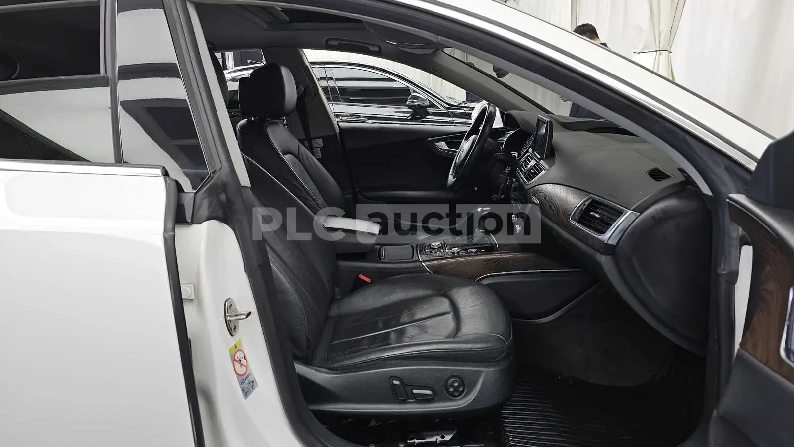 Audi A7 PRESTIGE/S LINE/360/PANO/QUATTRO, снимка 10 - Автомобили и джипове - 55310507