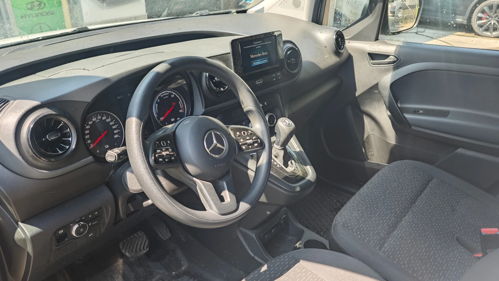 Mercedes-Benz Citan EV 45 kWh 97.6% SoH 3 места, снимка 15 - Автомобили и джипове - 55434240