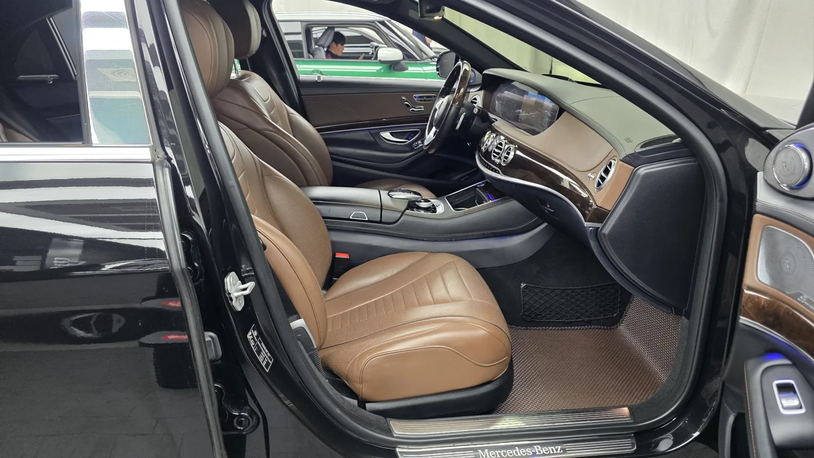 Mercedes-Benz S 560 4MATIC MAYBACH FIRST CLASS HEAD UP EKPAHИ 3D BUR, снимка 9 - Автомобили и джипове - 55623918