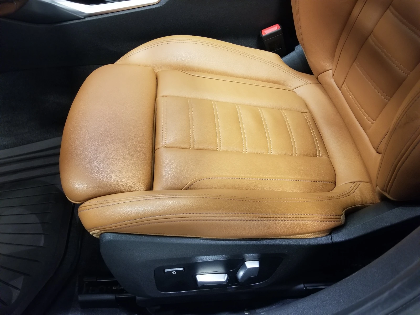 BMW 330 e xDrive | 2021 | 2.0 Plug-in Hybrid | 292 �.�. |  | Mobile.bg � ����������� 11