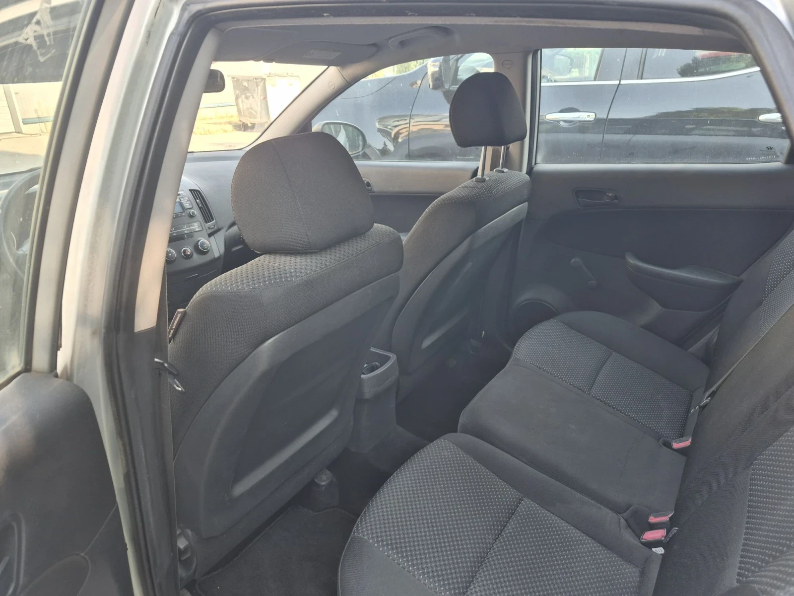 Hyundai I30 1.4, снимка 10 - Автомобили и джипове - 55798374