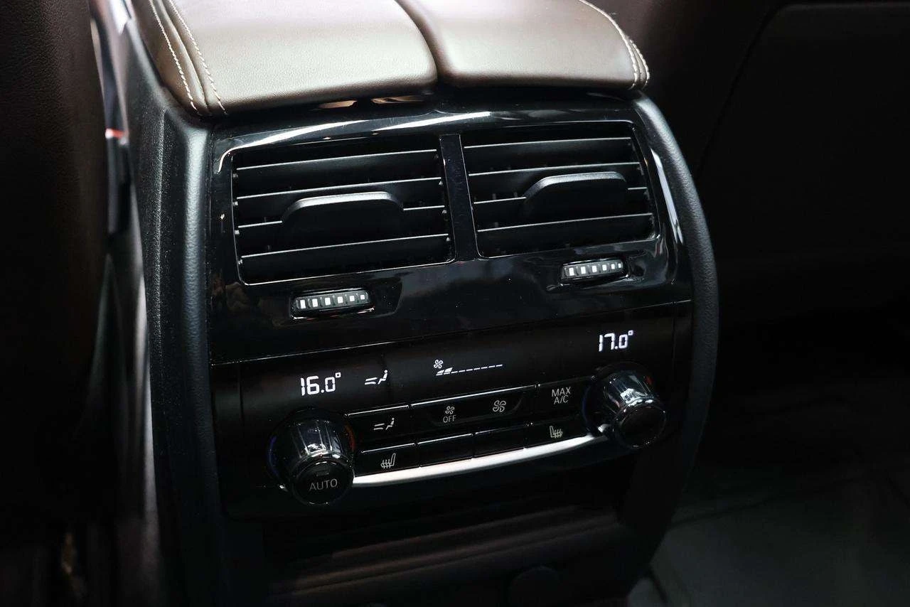BMW 540 * 540i 540i xDrive HARMONKARDON| APP CARPLAY| 360 , снимка 12 - Автомобили и джипове - 56063095