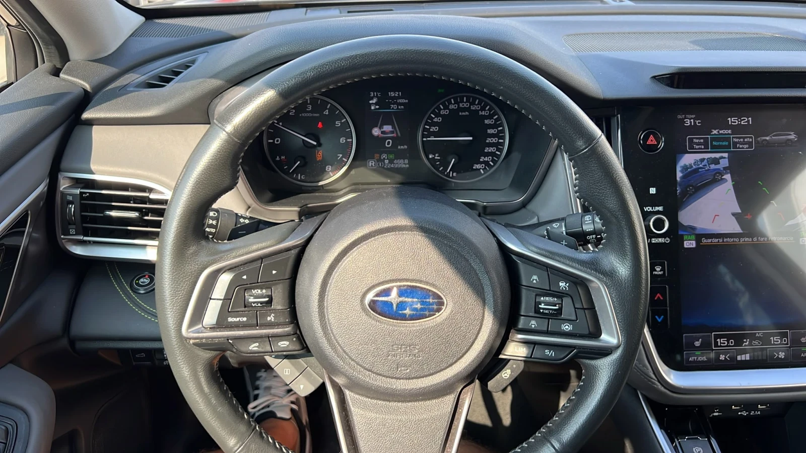Subaru Outback Full* 2.5 LPG 169hp* 6.2022г* КОЖА* ПОДГРЕВ* КАМЕР, снимка 17 - Автомобили и джипове - 56108075