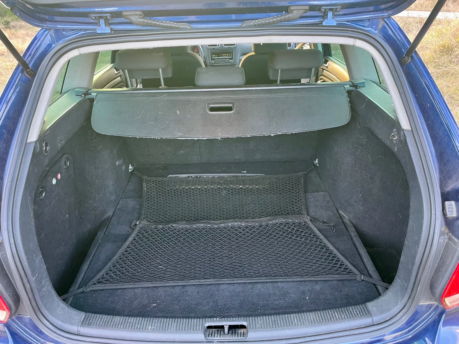 VW Golf 1.6 105 NL, снимка 12 - Автомобили и джипове - 56205467