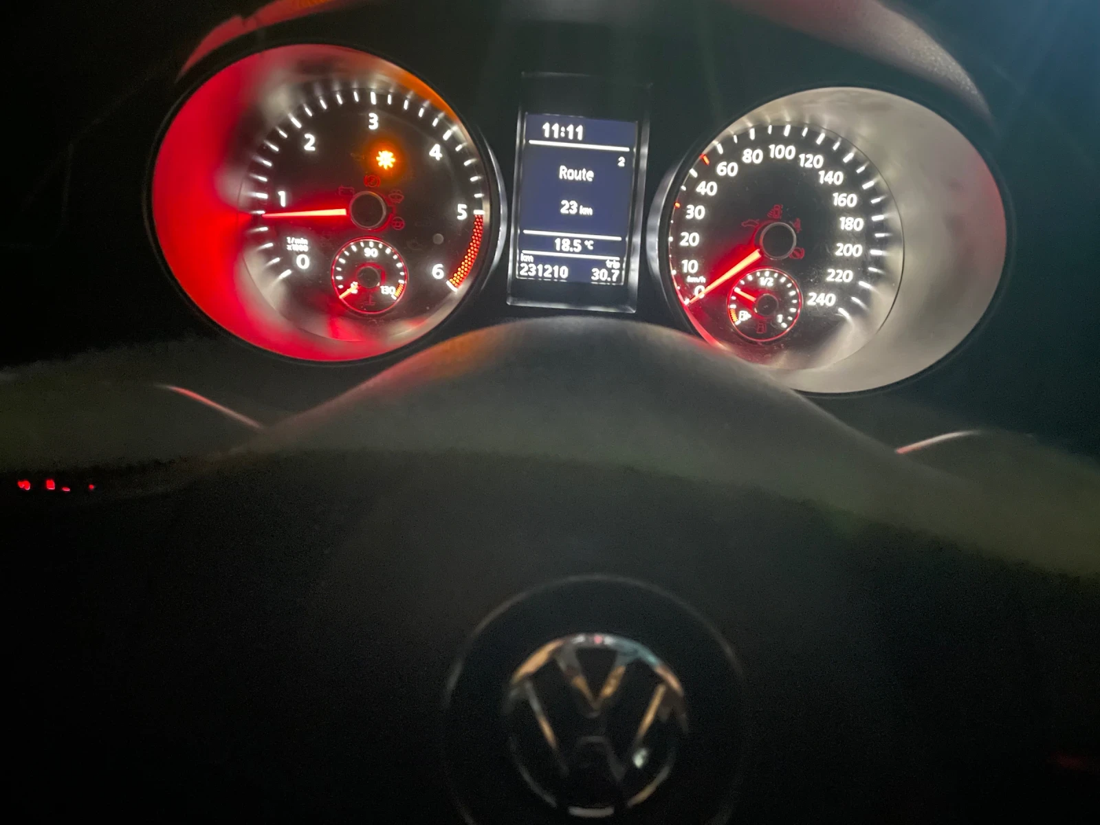 VW Golf 1.6 105 NL, снимка 17 - Автомобили и джипове - 56205467