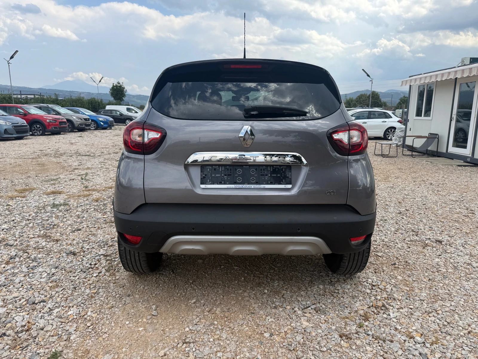 Renault Captur 1.5dCi/Intens/Led Pure Vision/Euro6, снимка 3 - Автомобили и джипове - 56222529