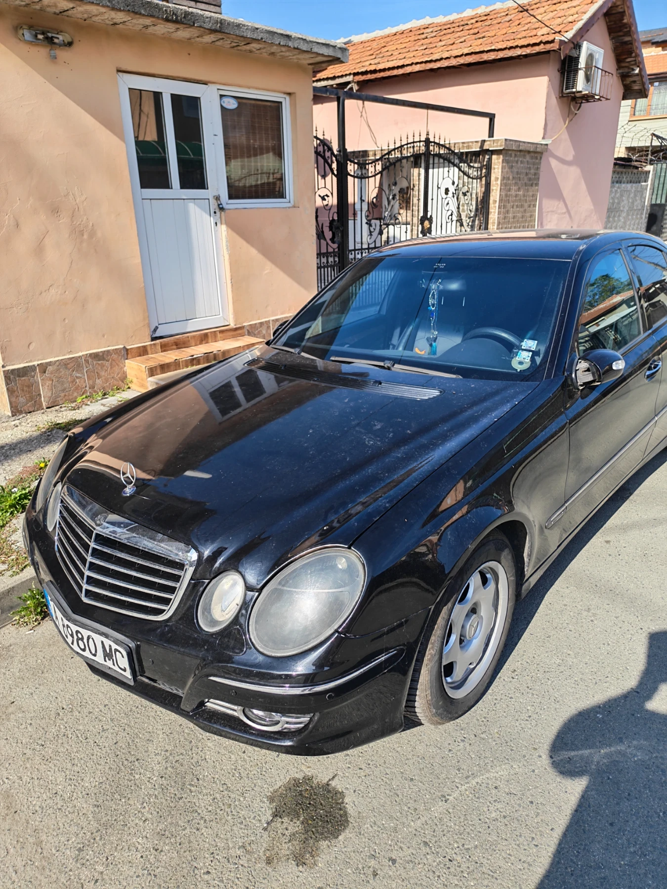 Mercedes-Benz E 280, снимка 4 - Автомобили и джипове - 56576604