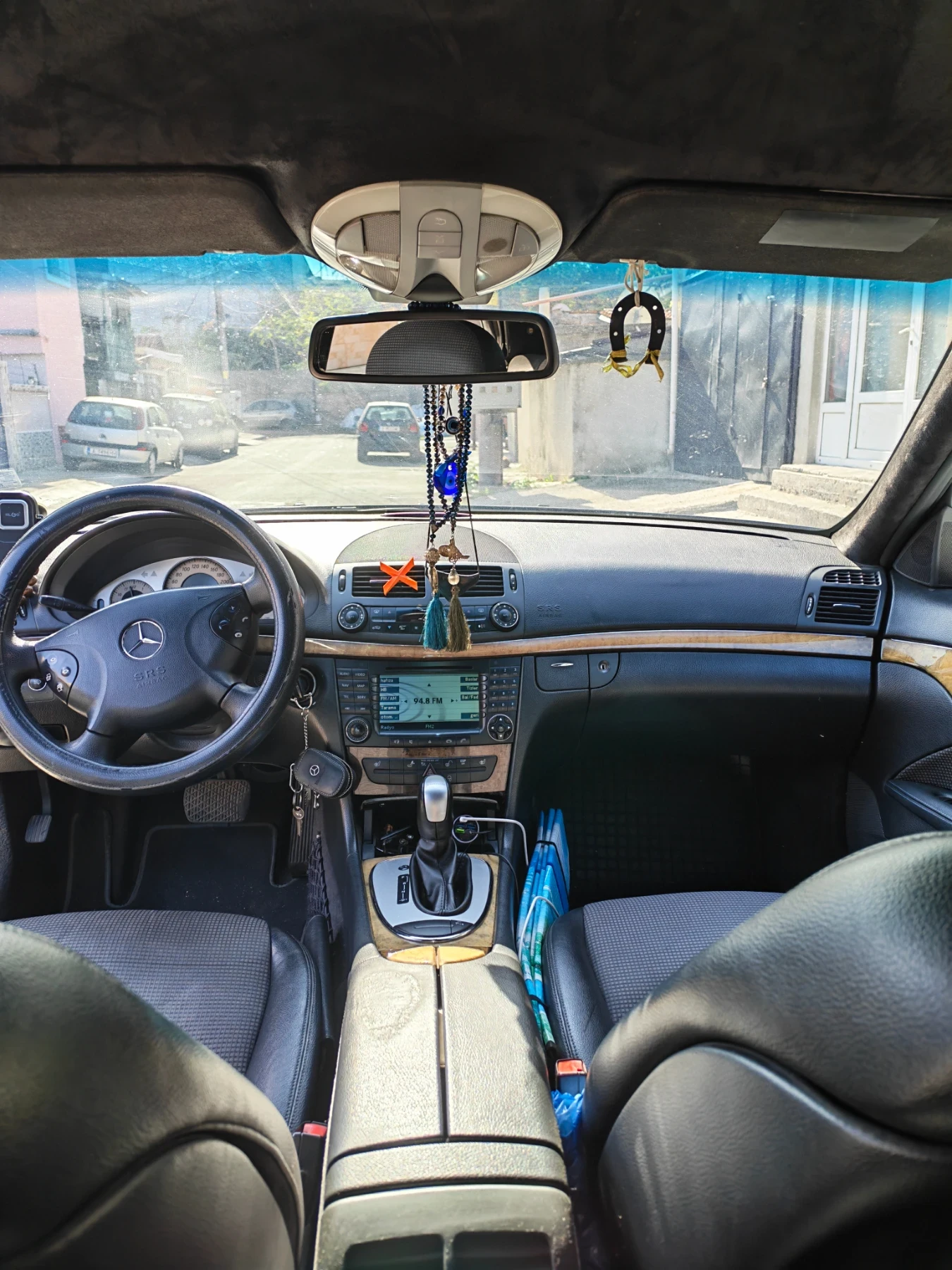 Mercedes-Benz E 280, снимка 12 - Автомобили и джипове - 56576604