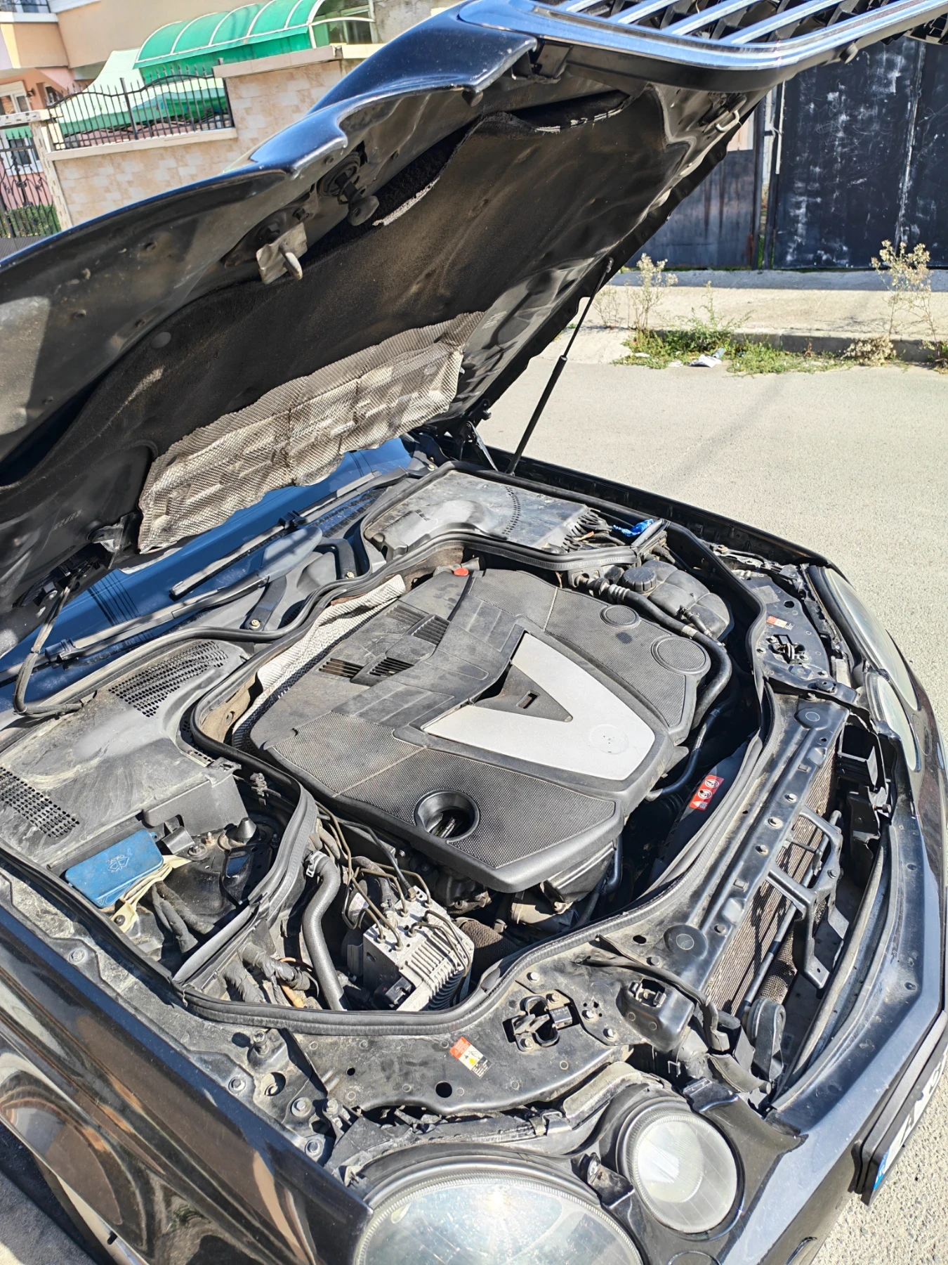 Mercedes-Benz E 280, снимка 16 - Автомобили и джипове - 56576604