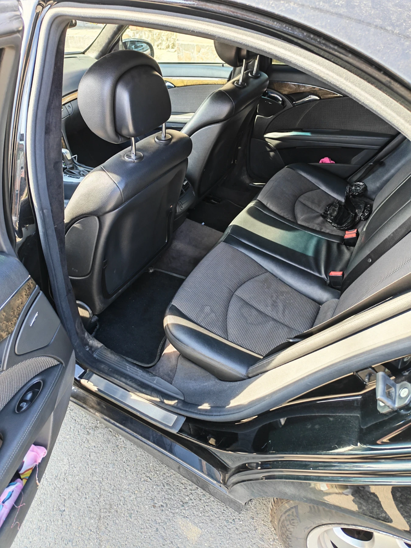 Mercedes-Benz E 280, снимка 15 - Автомобили и джипове - 56576604