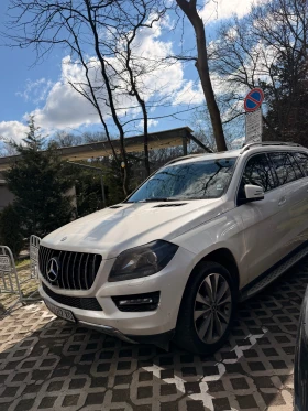 Mercedes-Benz GL 450 7МЕСТА* HarmanKardon* 4Matic* ПОДГРЕВ* , снимка 2 - Автомобили и джипове - 53599004