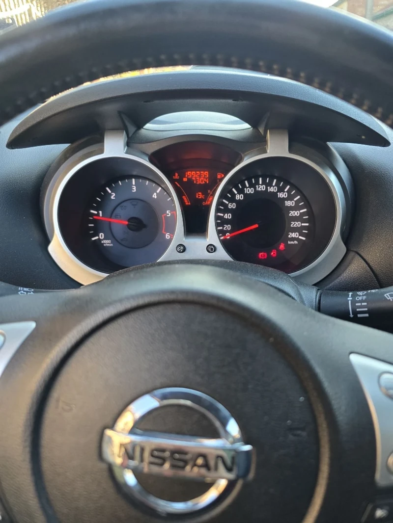 Nissan Juke, снимка 16 - Автомобили и джипове - 48130449