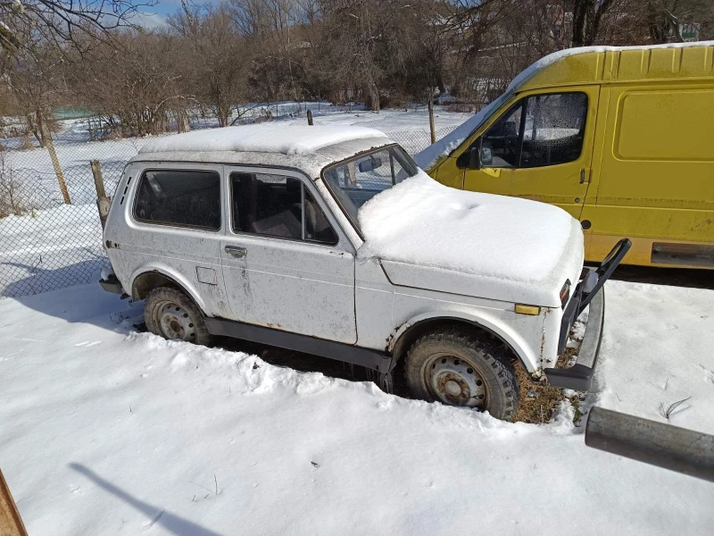 Lada Niva (За Части), снимка 1 - Автомобили и джипове - 49245001