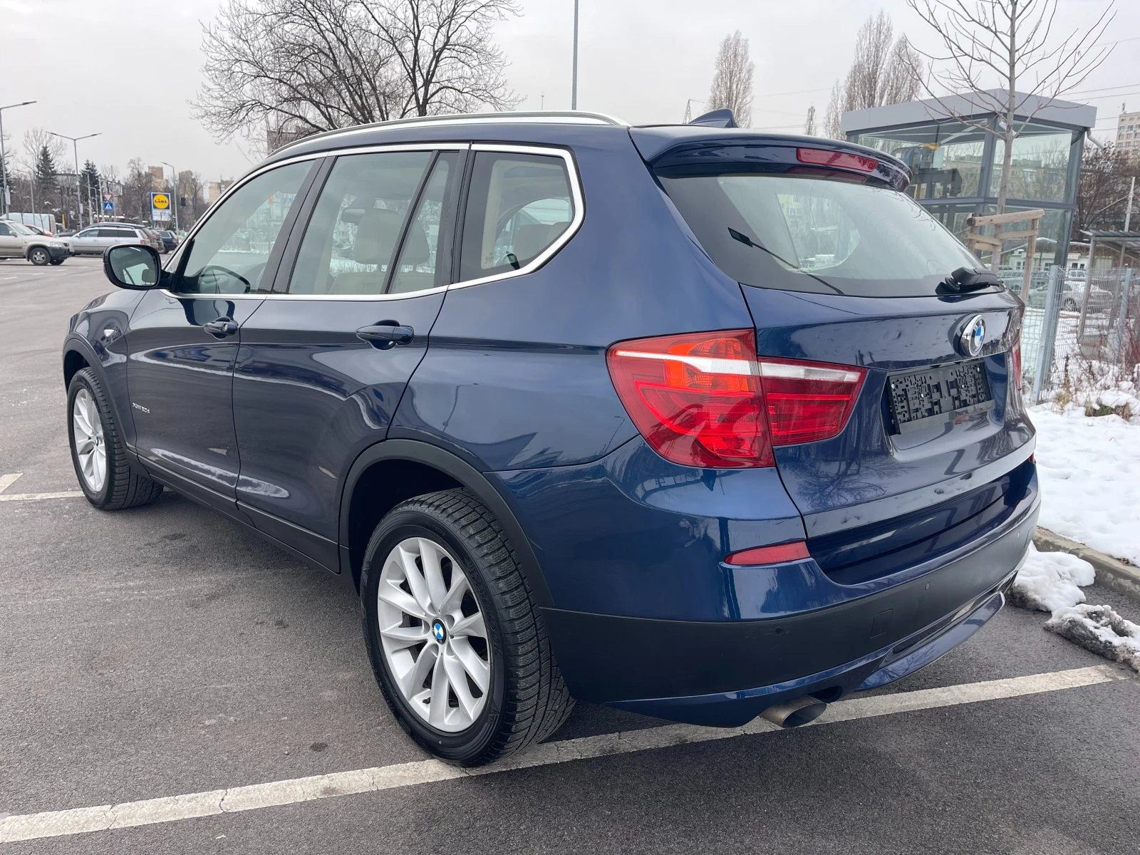 BMW X3 2.0D* XDRIVE* HEADUP* KEYLESS* ПОДГРЕВ* ПАНОРАМА*  - изображение 6