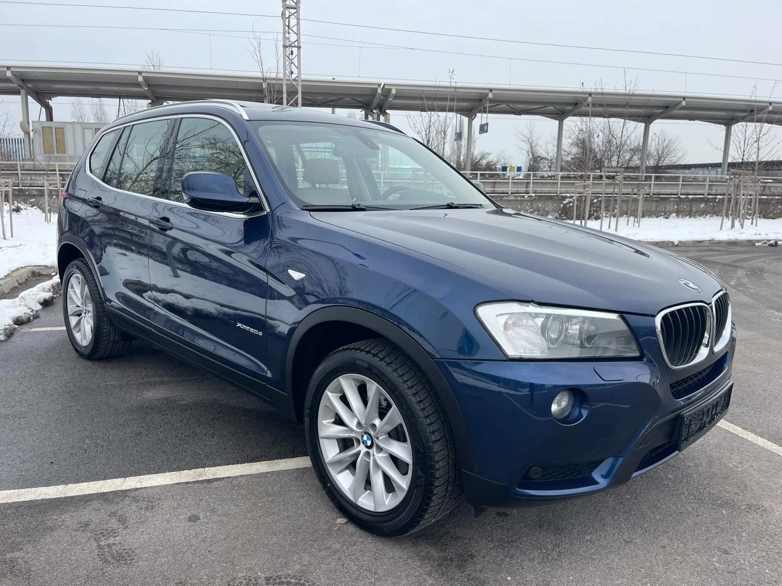 BMW X3 2.0D* XDRIVE* HEADUP* KEYLESS* ПОДГРЕВ* ПАНОРАМА*  - изображение 3