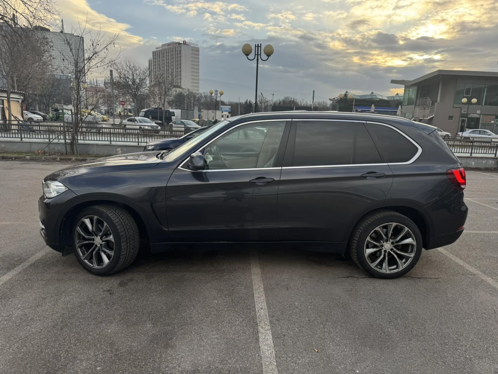 BMW X5 3.0d - изображение 2