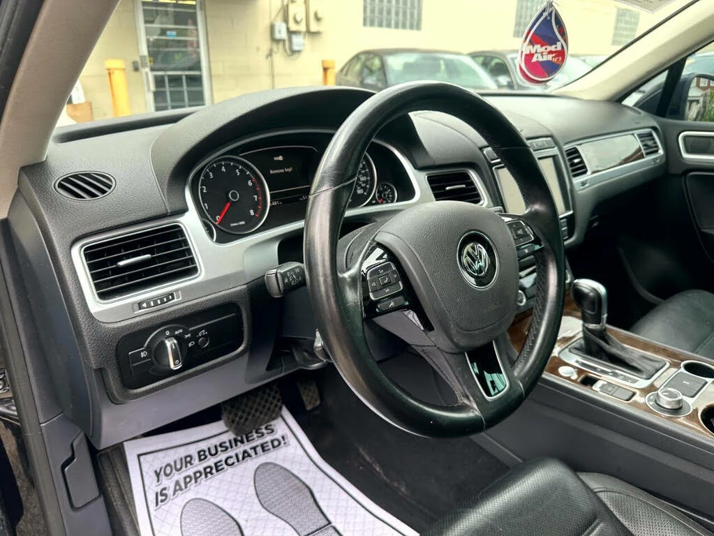 VW Touareg VR6 LUX - изображение 10