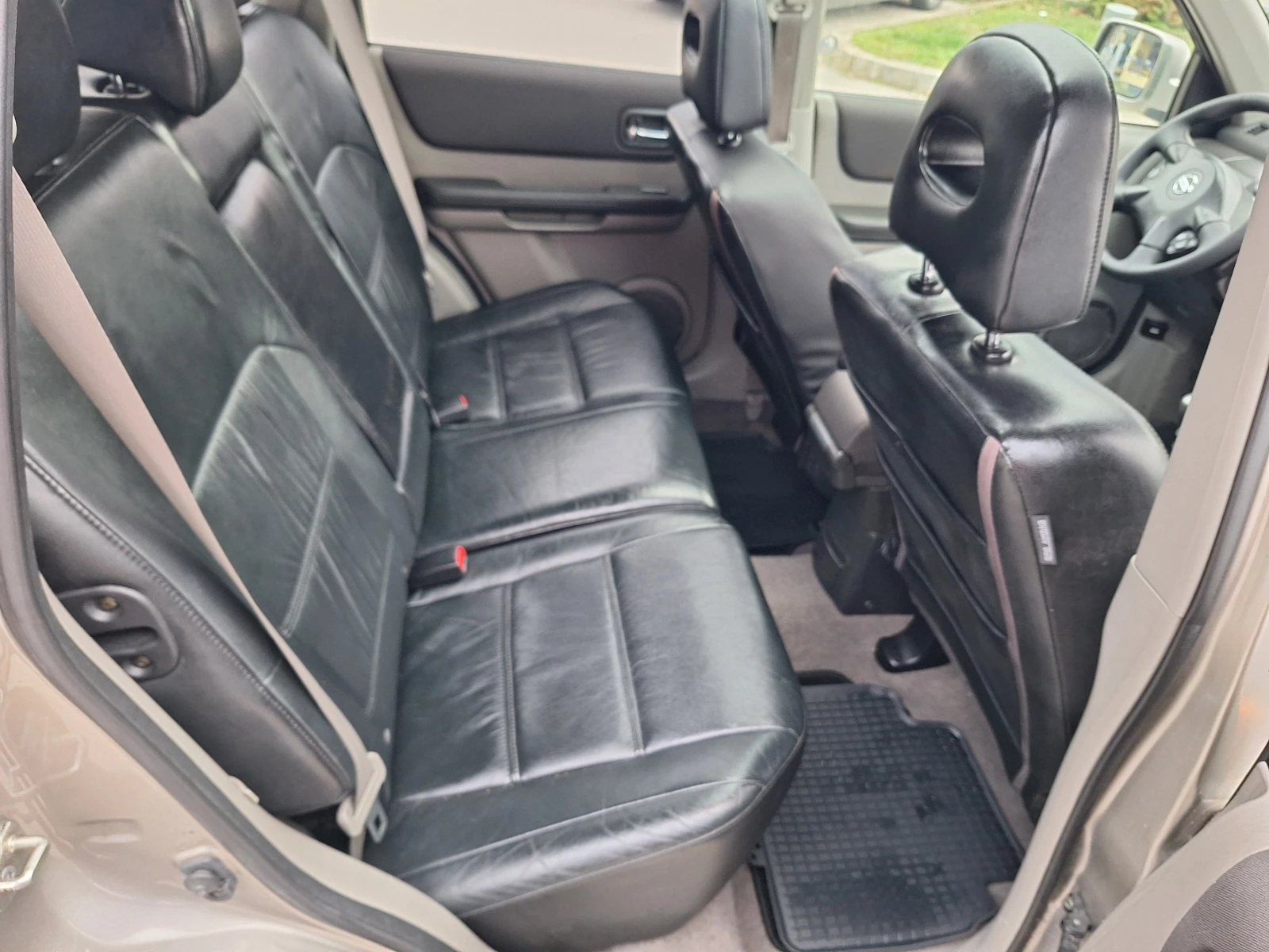 Nissan X-trail 2.2 | Mobile.bg � ����������� 12