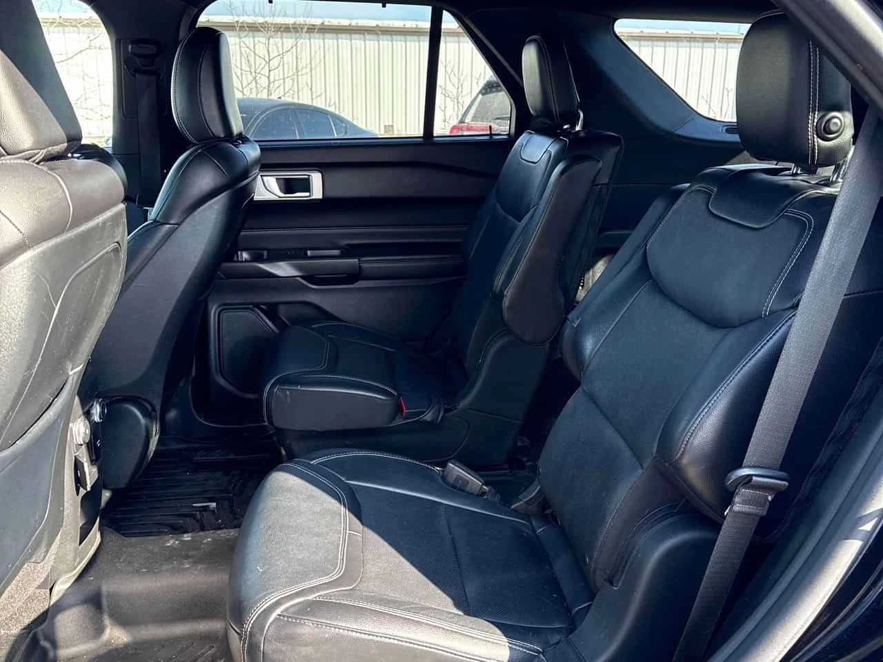 Ford Explorer / ST / CARFAX / 360 / ОБДУХВАНЕ  - изображение 10