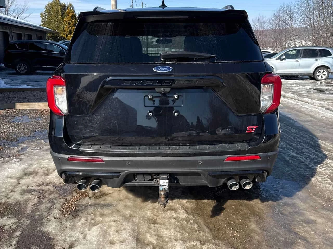 Ford Explorer / ST / CARFAX / 360 / ОБДУХВАНЕ  - изображение 4