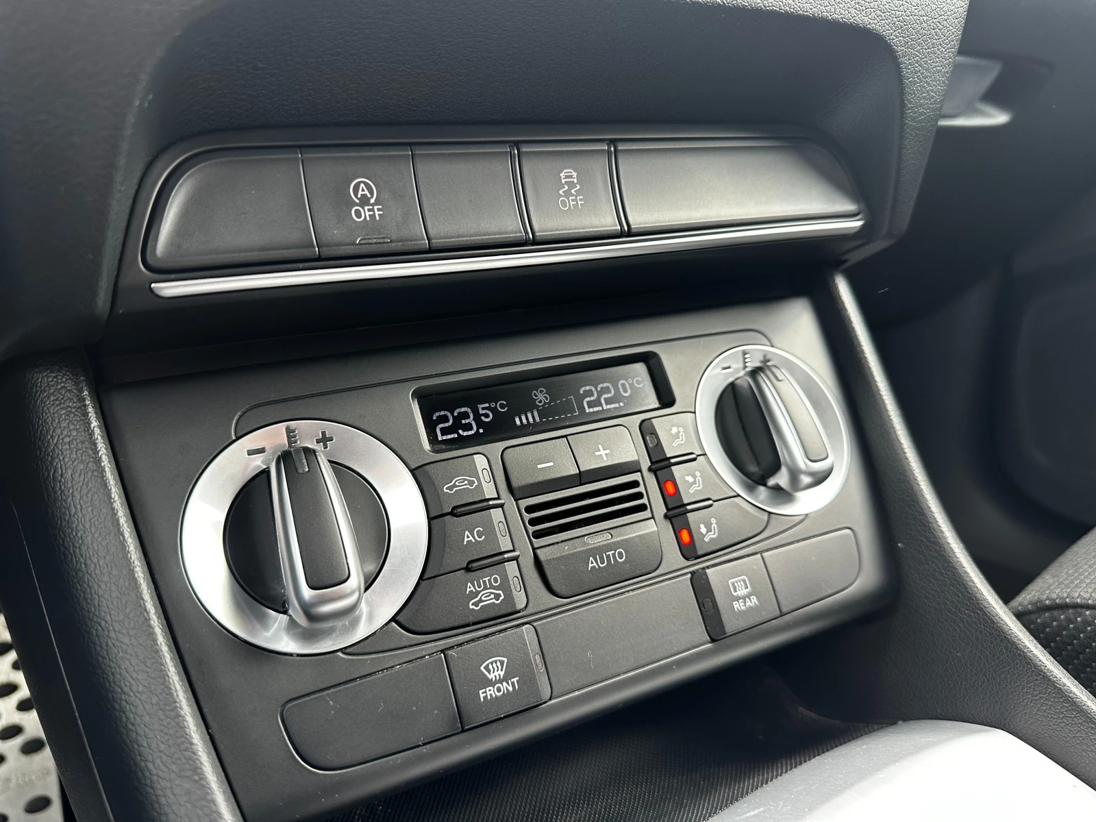 Audi Q3 2.0i 211 к.с./quattro//ГАРАНЦИЯ ОТ КЕНТАВЪР, снимка 13 - Автомобили и джипове - 54607753