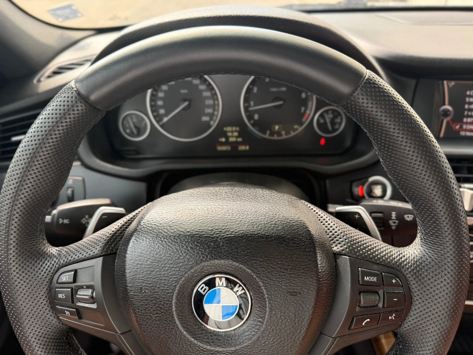 BMW X3 35xIdrive+ Панорама+ Камера+ Кожен салон, снимка 15 - Автомобили и джипове - 54836458