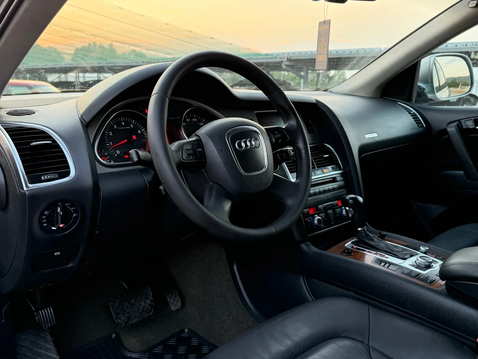 Audi Q7 3.6i QUATTRO , снимка 5 - Автомобили и джипове - 55215387