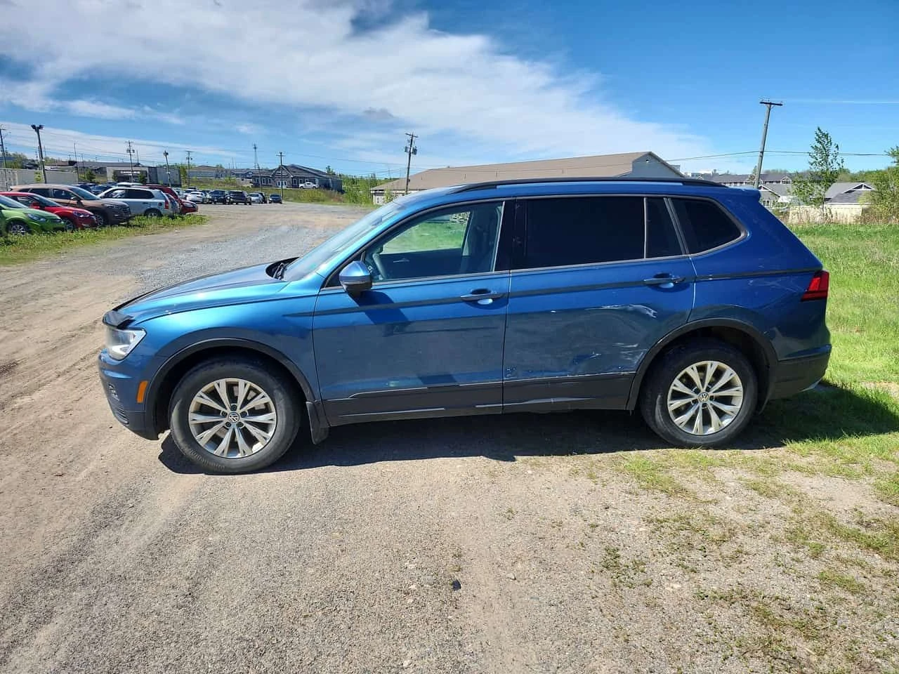 VW Tiguan * Trendline * CARFAX * ОПЦИЯ ЗА ФИНАНСИРАНЕ, снимка 2 - Автомобили и джипове - 55668190