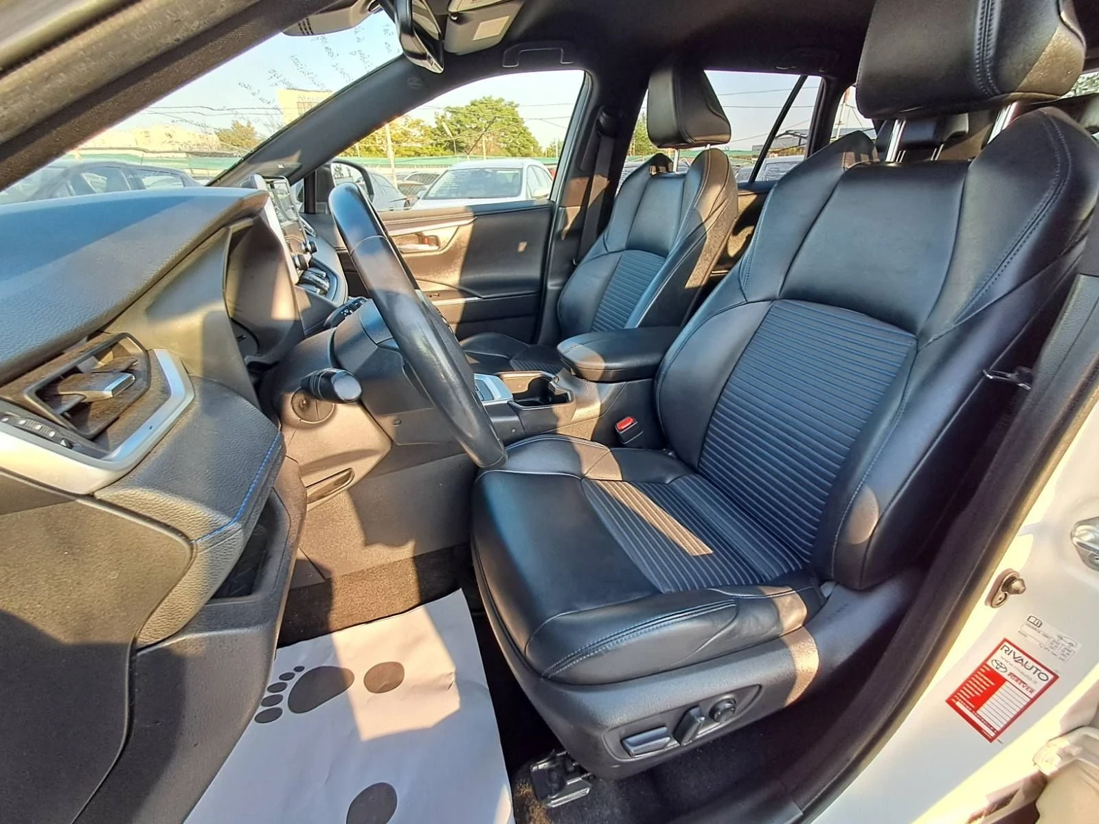 Toyota Rav4 2.5 HYBRID/ГАЗ FULL НАВИГАЦИЯ, КОЖЕН САЛОН, FULL , снимка 10 - Автомобили и джипове - 55722834