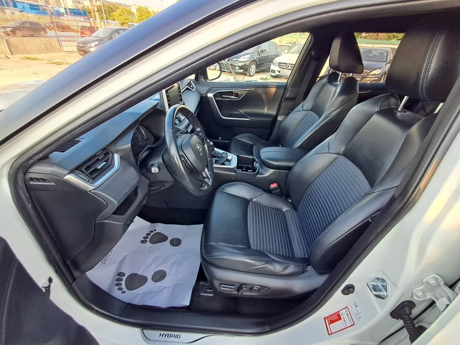 Toyota Rav4 2.5 HYBRID/ГАЗ FULL НАВИГАЦИЯ, КОЖЕН САЛОН, FULL , снимка 11 - Автомобили и джипове - 55722834