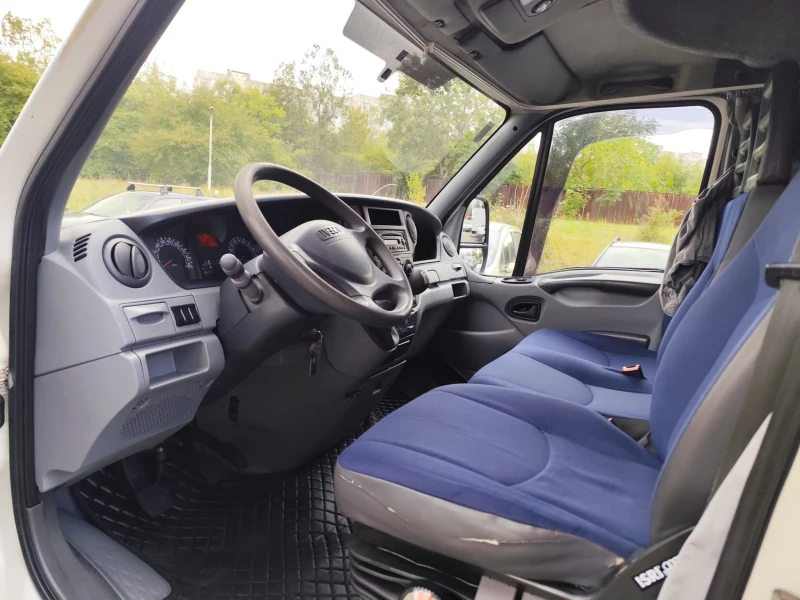 Iveco 35c18 Пътна помощ , снимка 8 - Бусове и автобуси - 52080205