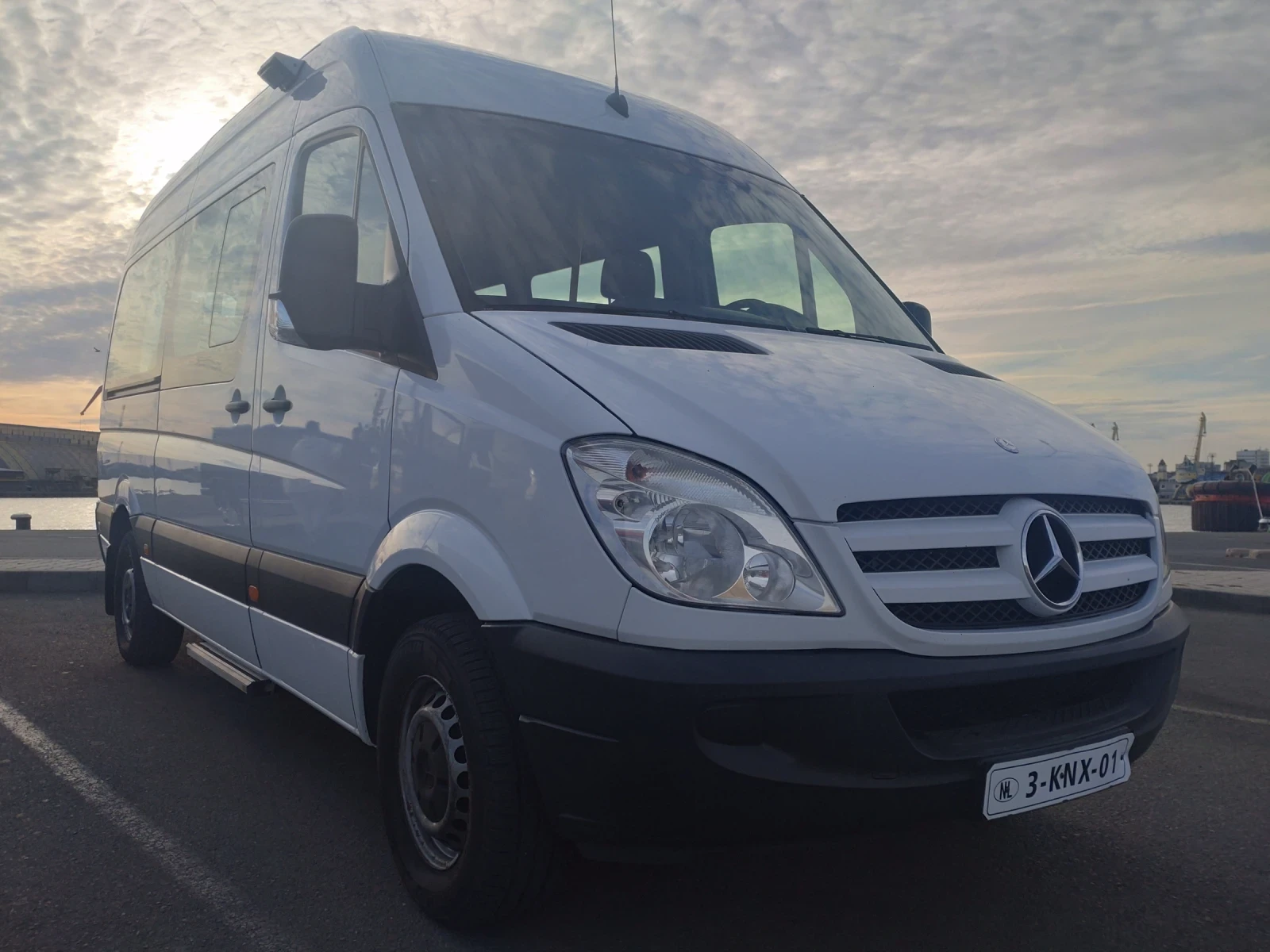 Mercedes-Benz Sprinter 313 CDI, снимка 4 - Бусове и автобуси - 56259792