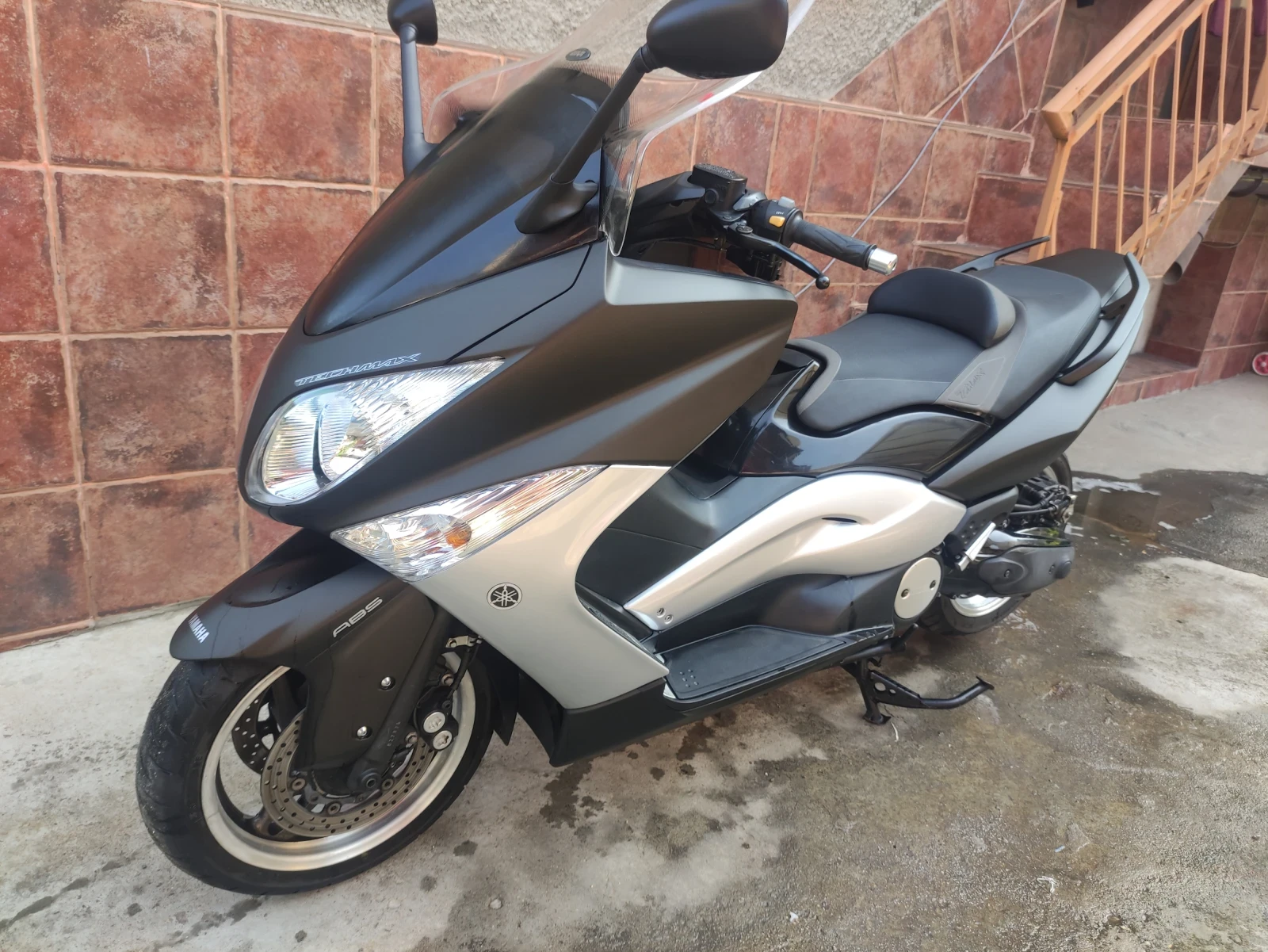 Yamaha T-max 500i ABS - изображение 10