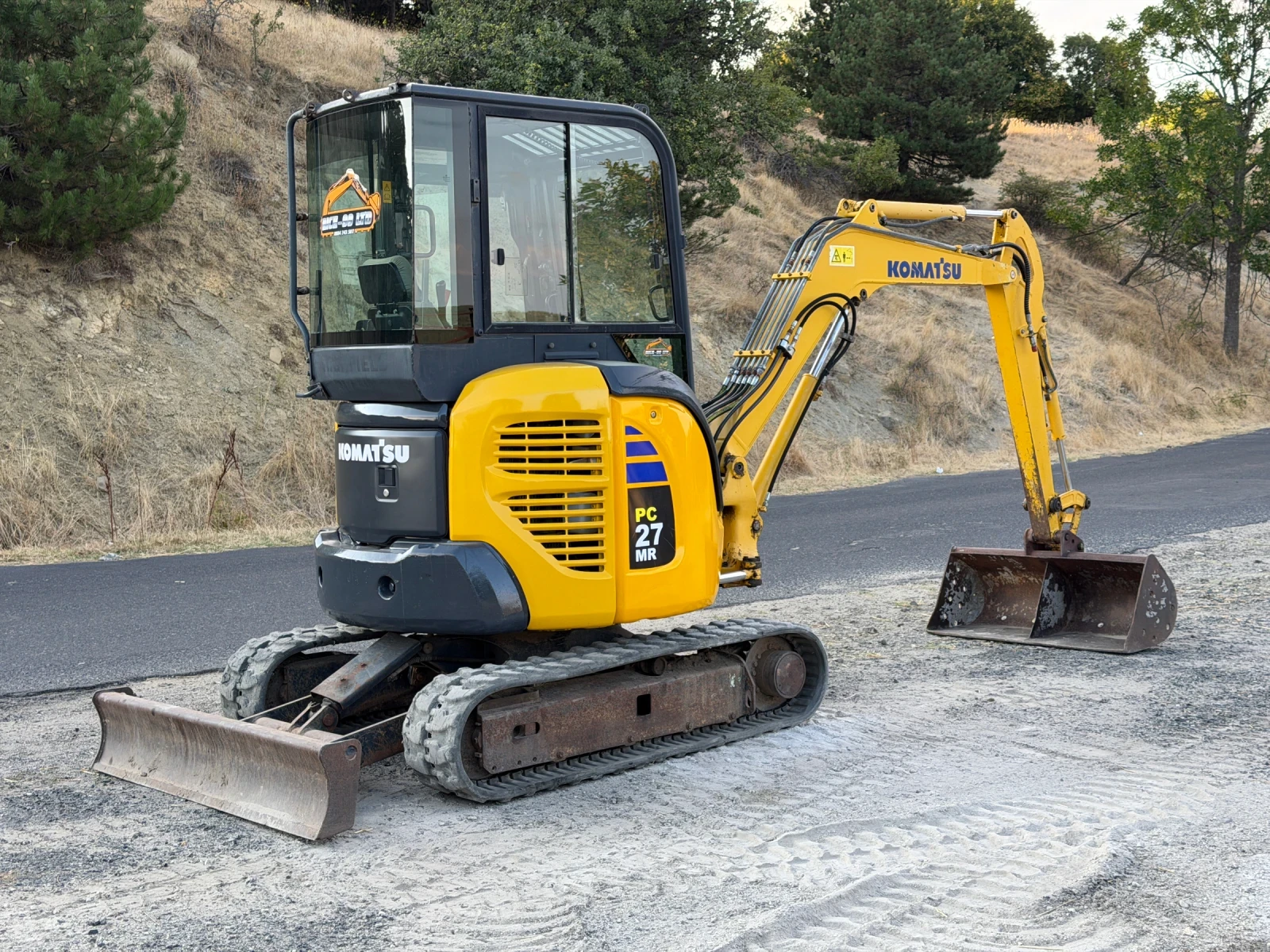 Багер Komatsu Pc27mr-2 , снимка 5 - Индустриална техника - 55849051