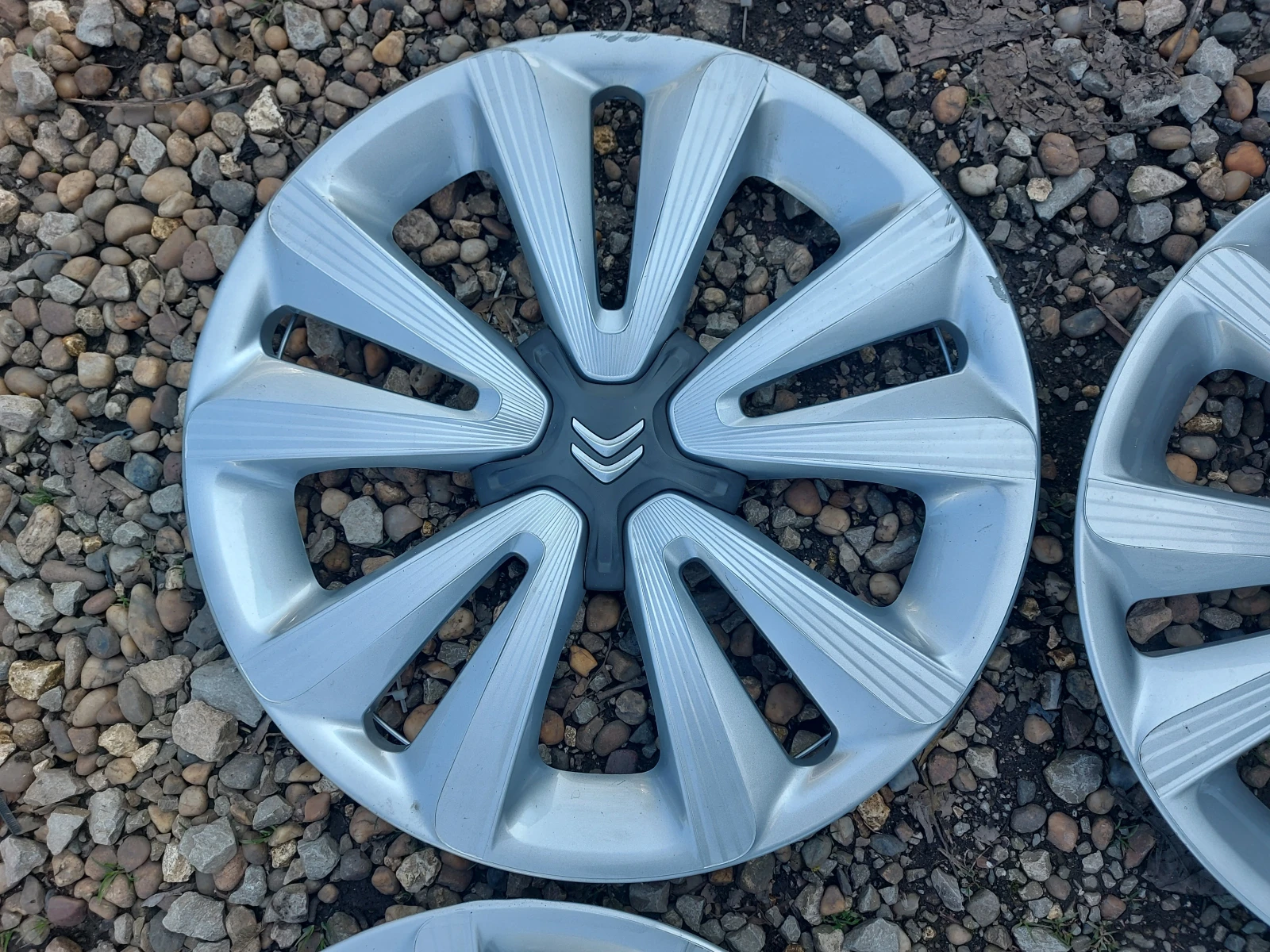 ������ �� ������� 16 ����  | Mobile.bg � ����������� 5