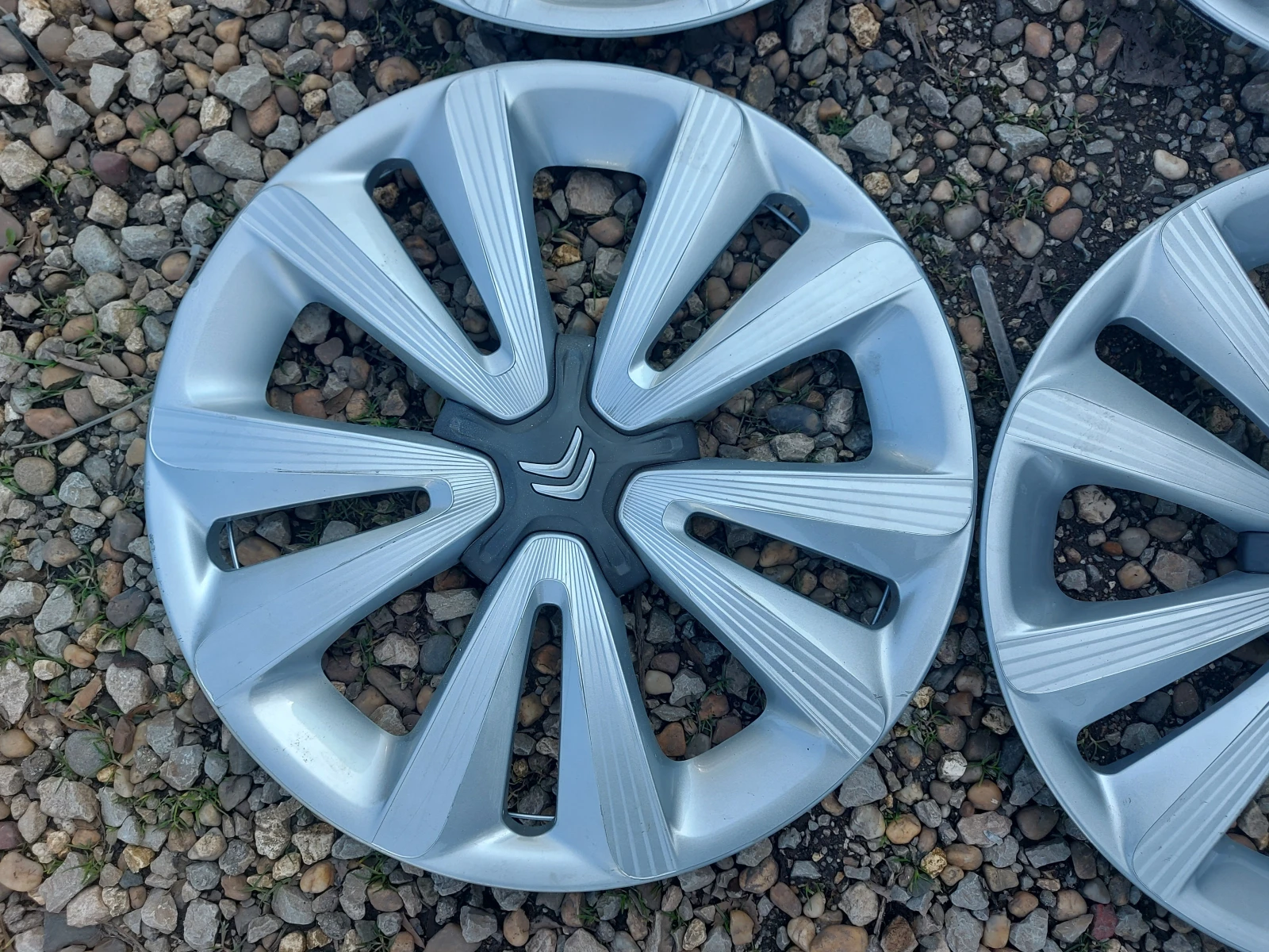 ������ �� ������� 16 ����  | Mobile.bg � ����������� 3