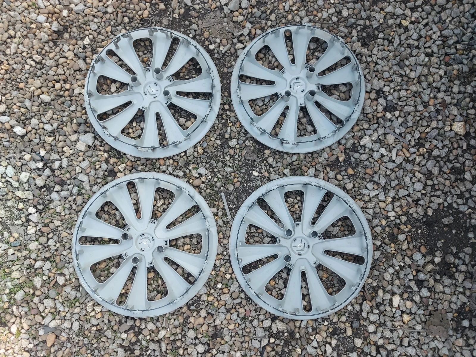 ������ �� ������� 16 ����  | Mobile.bg � ����������� 6