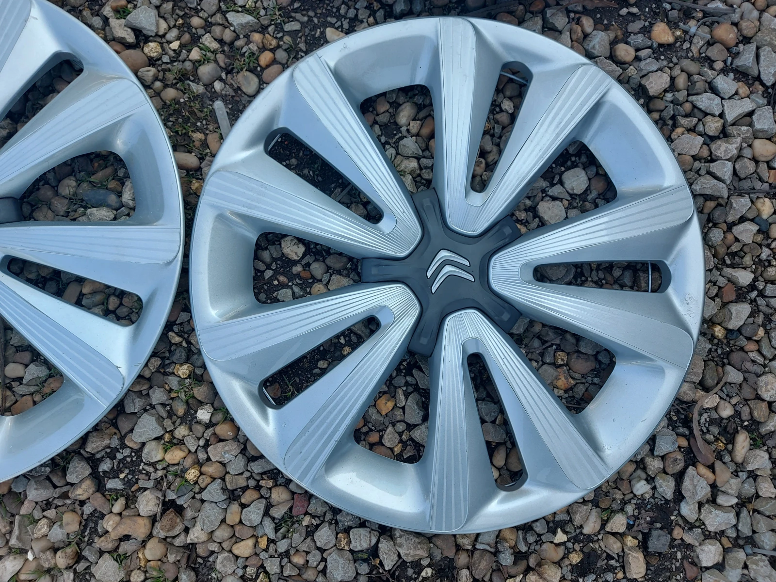 ������ �� ������� 16 ����  | Mobile.bg � ����������� 2