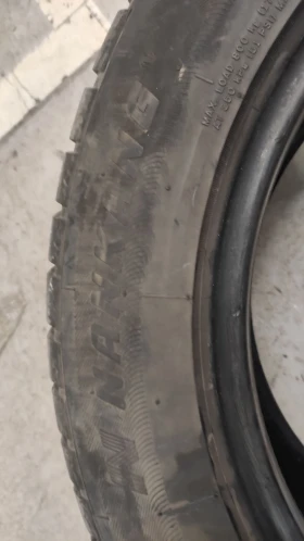 Гуми Зимни 215/60R17, снимка 6