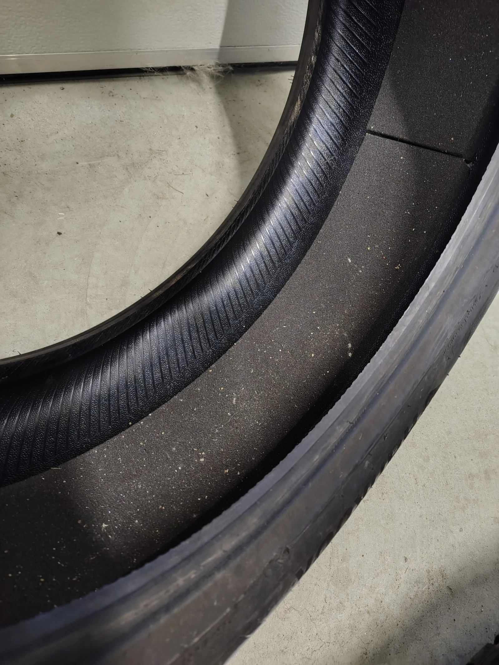 Гуми Летни 255/45R19, снимка 6 - Гуми и джанти - 55841373