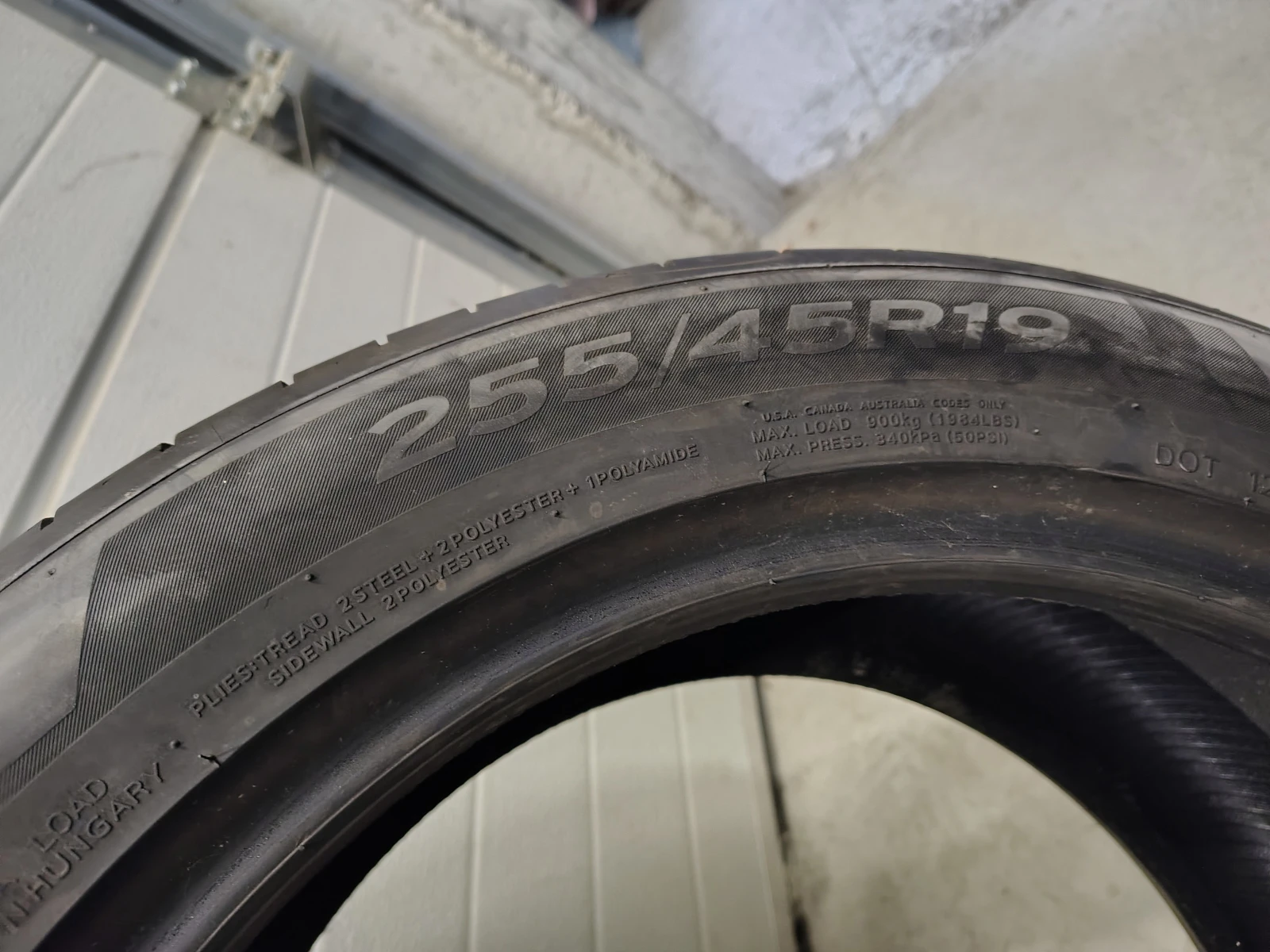 Гуми Летни 255/45R19, снимка 4 - Гуми и джанти - 55841373