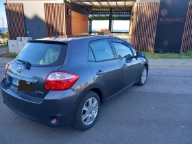 Toyota Auris D4D, снимка 3